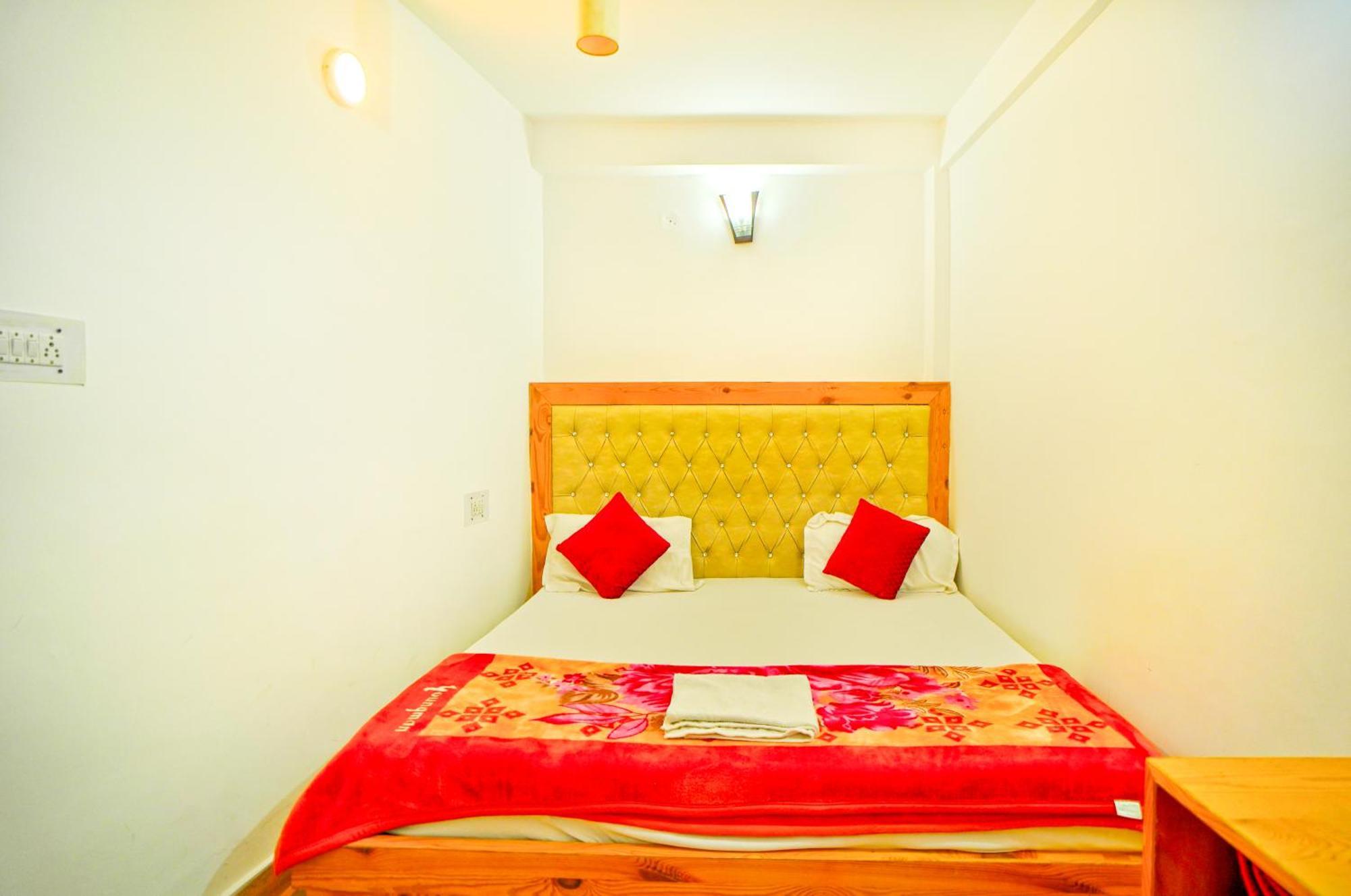 WHITE FOREST HOSTEL by Sturmfrei Manāli Zimmer foto